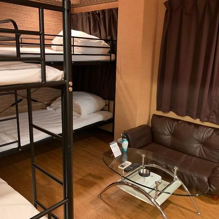 Uehonmachi Plaza Hotel (Adults Only) Осака Екстер'єр фото