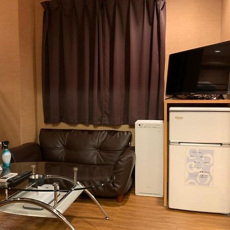 Uehonmachi Plaza Hotel (Adults Only) Осака Екстер'єр фото